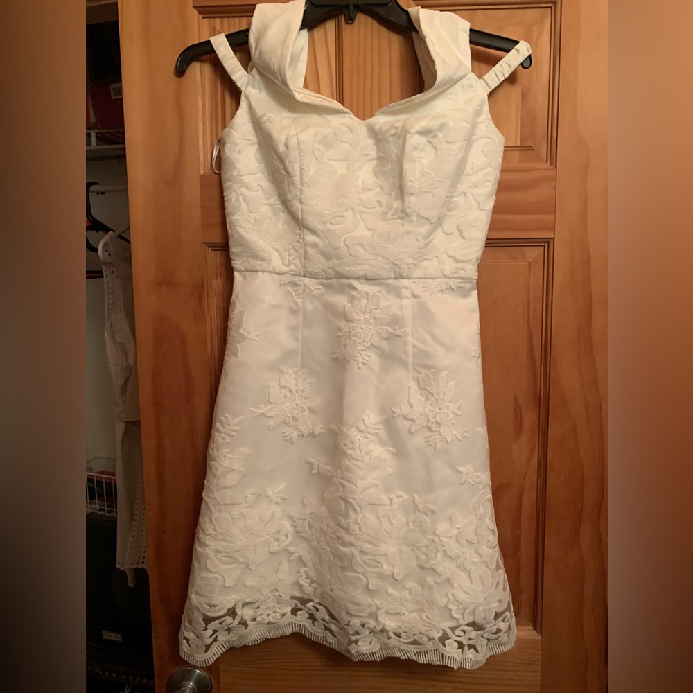 CHI London sleeve peek-a-boo shoulder dress